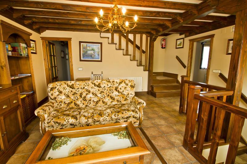 Hospedaje Granada San Vicente De La Barquera Ngoại thất bức ảnh